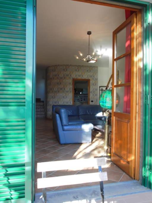 La Casa Di Mario Villa Massa  Exterior photo